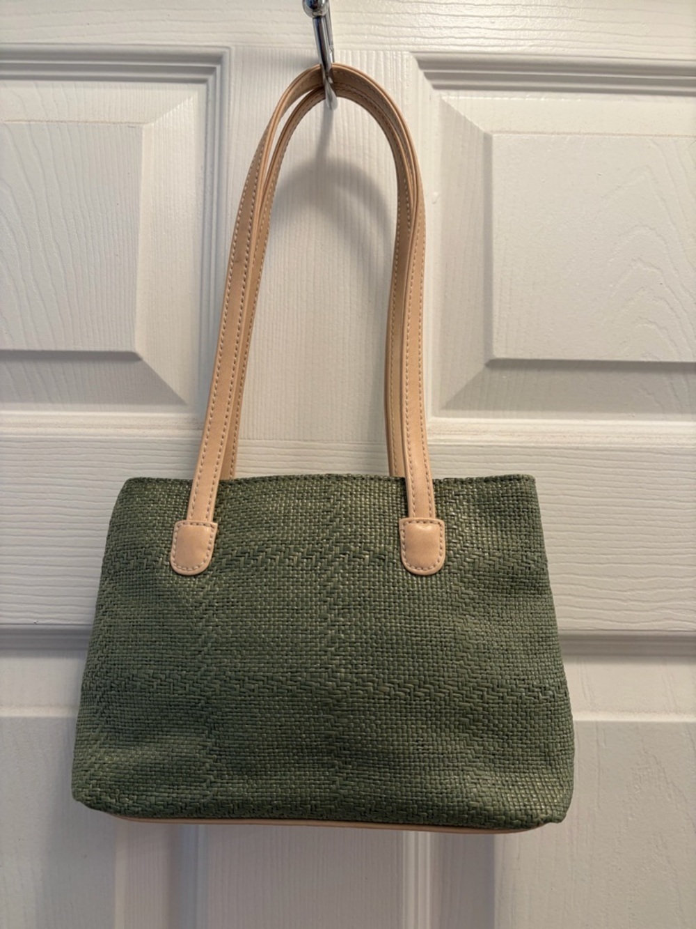 Stone Mountain Green Woven Tote Purse with Tan Leather Straps